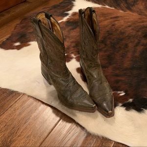 Tony Lama cowgirl boots